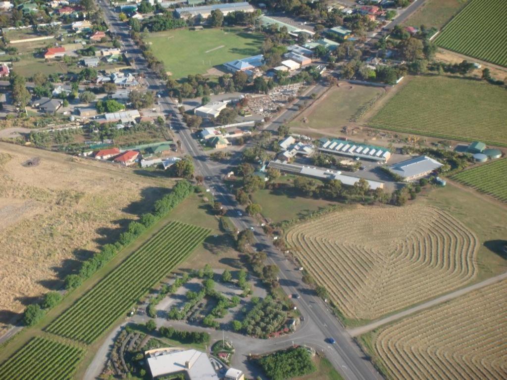 Mclaren Vale Motel & Apartments Exteriör bild